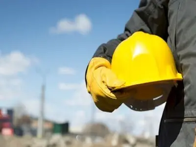 نظرسنجی عمومی درباره بازنگری در آیین‌نامه ایمنی پیمانکاری