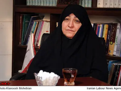 مجلس مانع دست درازی دولت به بانک رفاه می‌شود