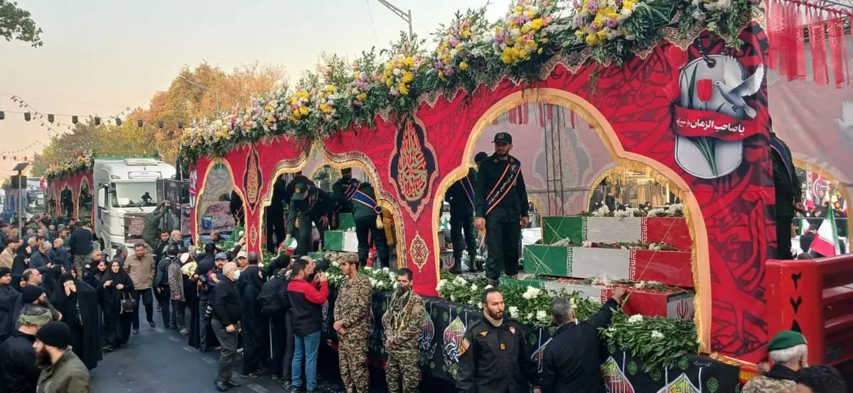 تصاویری از مراسم تشییع پیکر شهدای گمنام دفاع مقدس در تهران