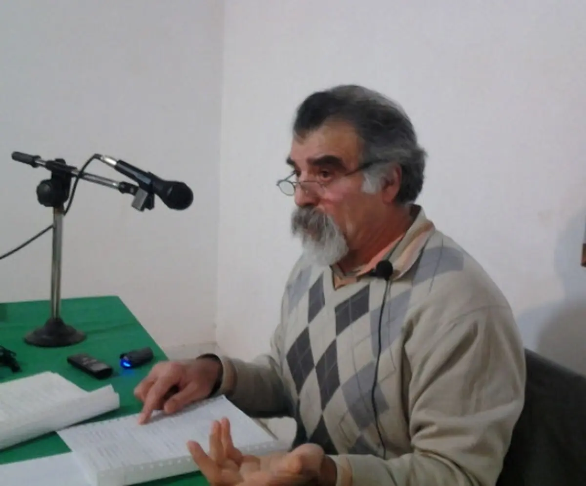 دقت شود بانک‌های خصوصی به چه کسانی واگذار می‌شود / مسائل ارزی را نئوکلاسیک ‌ها تئوریزه کردند/ شاهنامه سند اقتصاد سیاسی پیس از اسلام