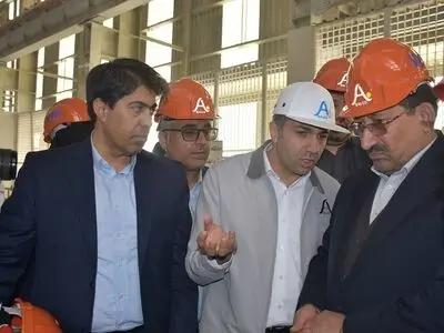 وزیر صمت از منطقه ویژه اقتصادی لامرد بازدید کرد 