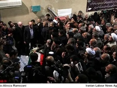 رئیس دولت اصلاحات بر پیکر صادق طباطبایی نماز خواند