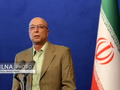 آیا دولت برای حل مشکلات کشور از دانشگاهیان کمک می‌گیرد؟/ چرایی علت تدریس مجازی اساتید خارجی در برخی دانشگاه‌ها