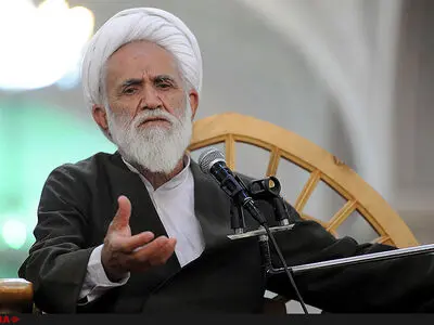 حائری شیرازی درگذشت پدر سردار سلیمانیرا تسلیت گفت