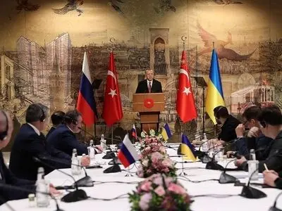 آنکارا به تلاش برای حل مسالمت‌آمیز درگیری در اوکراین ادامه می‌دهد