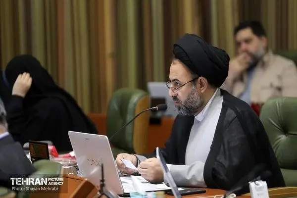 جابجایی روزانه ۲.۵ میلیون نفر و صرفه‌جویی ۳۰۰ میلیون لیتر بنزین در متروی تهران