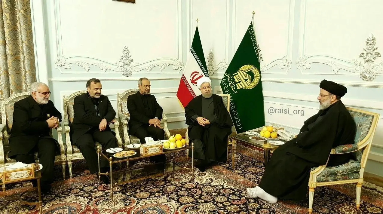 حضور رییس‌جمهوری در حرم مطهر امام‌ رضا(ع)/ دیدار روحانی با تولیت آستان‌قدس رضوی 