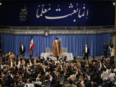 Ayatollah Khamenei calls for revival of Iranian, Islamic identity in children

