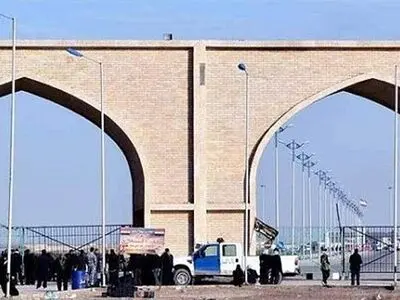 منفذ الشیب العراقی یستأنف الحرکة التجاریة مع ایران 