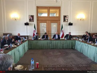 دیدار تعدادی از اعضای فراکسیون امید با ظریف