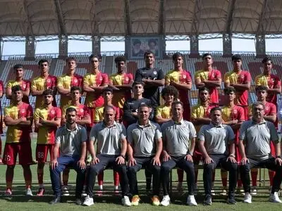 قدرت‌نمایی تیم فوتبال نوجوانان فولاد خوزستان در کشور/لزوم تغییرات در نیم فصل لیگ برتر 