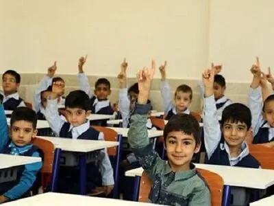 همه امکانات باید برای معلم بسیج شود تا دانش‌آموزان در تراز نظام مقدس جمهوری اسلامی تربیت شوند