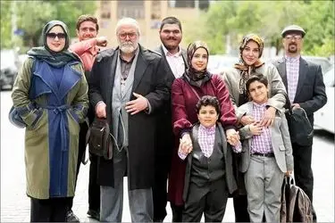«صفا با خانواده»؛ وقتی طنز خانوادگی دریچه ای رو به جامعه می‌شود