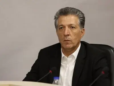 ۴۰۰۰ دستگاه کشنده در پشت مرزهای آذربایجان غربی متروکه شده‌اند