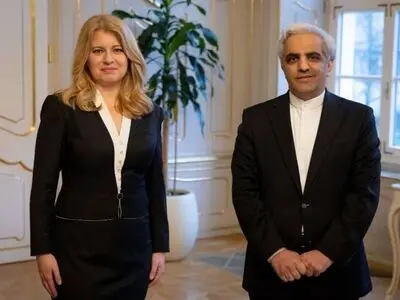 حضور سفیر ایران در مراسم هیات‌های دیپلماتیک رئیس‌جمهور اسلواکی