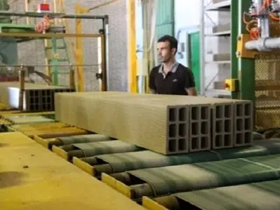 راه‌اندازی فاز دوم کارخانه آجر و سفال دهدشت با ظرفیت اشتغال ۱۰۰ نفر 