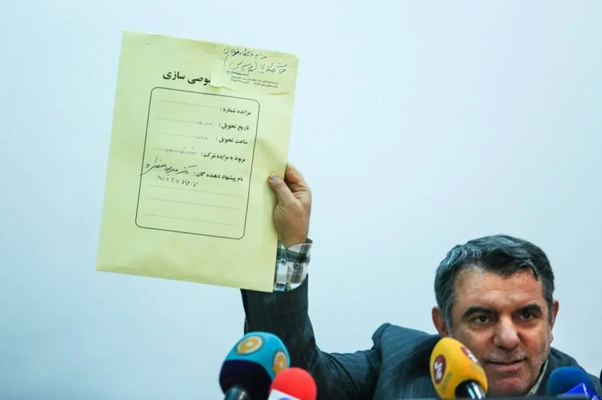 پوری‌حسینی: باید اهلیت برندگان مزایده مشخص شود/واگذاری احتمالی باشگاه‌استقلال به شورایکو