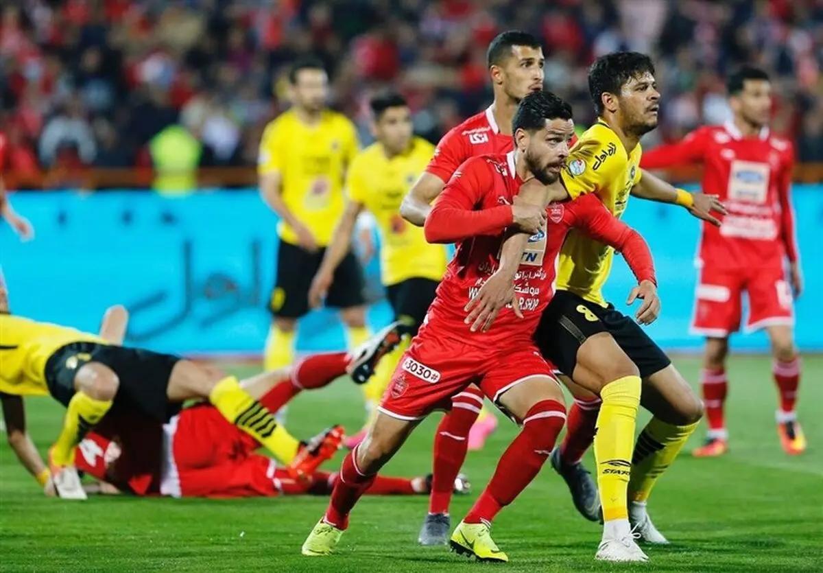 جنجالی‌ترین تصویر از پرسپولیس در نقش جهان (عکس)