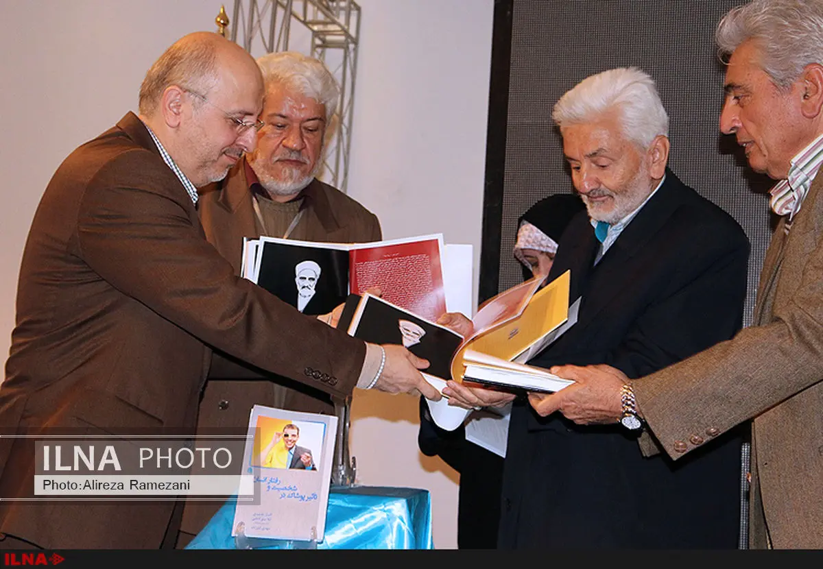 نخستین سمپوزیوم مد و لباس؛ صنعت نساجی و صنایع مرتبط لباس برگزار شد
