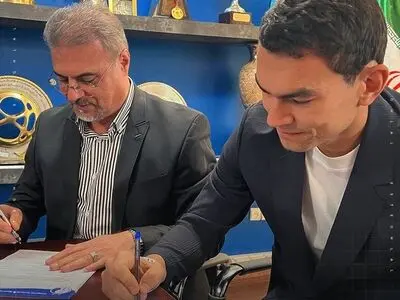 آشورماتوف: با بازیکنان پرسپولیس و فولاد مشورت کردم