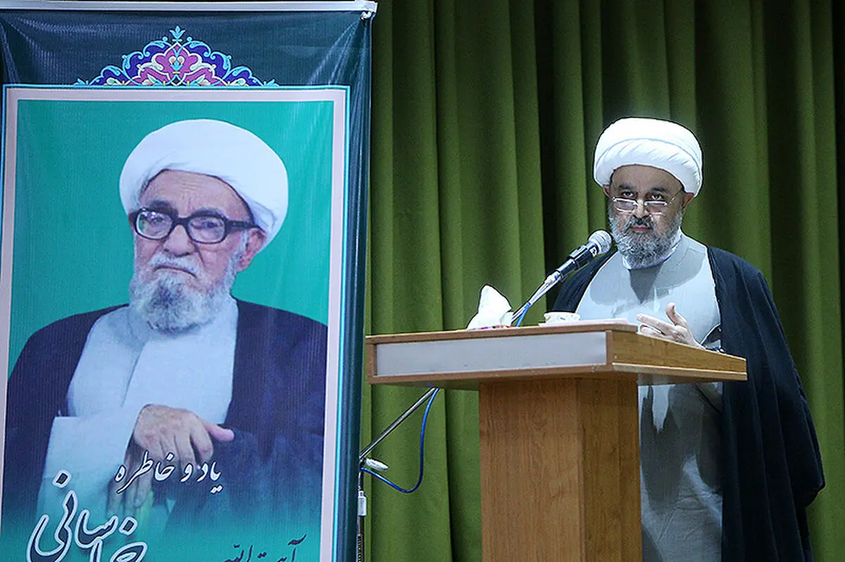 ترکیب اتحادیه اسلامی و امت واحده ما را به تمدن نوین اسلامی می‌رساند 