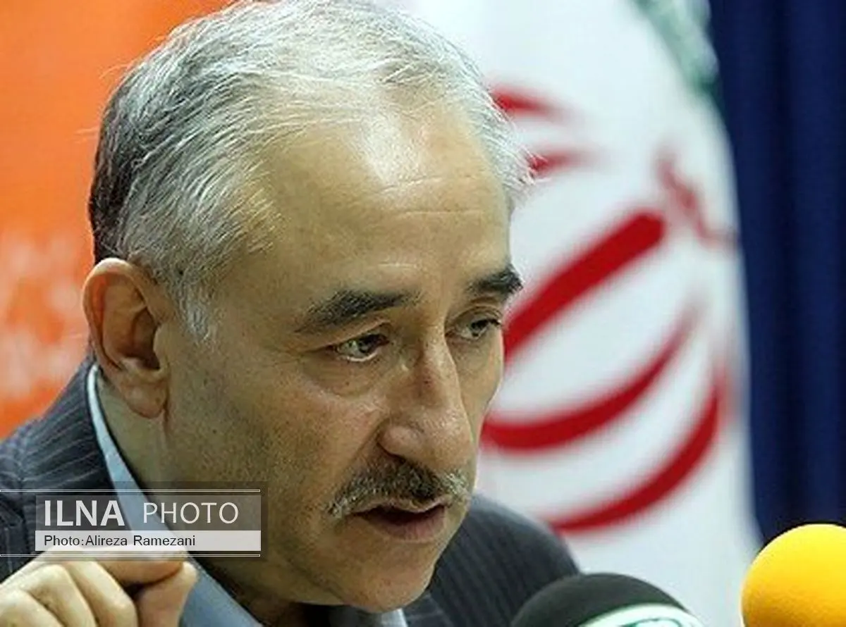 ایران مرکز ثقل پروژه های نفتی وگازی دنیا بعد از لغو تحریمها / آذرماه منتظر لغو تحریمهای کامل اقتصادی، بانکی و سیاسی باشیم