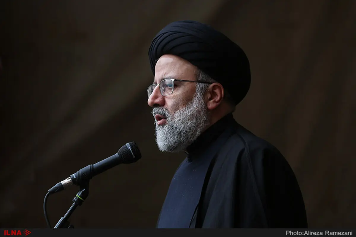 رئیسی در گلزار شهداى زاهدان حاضر شد