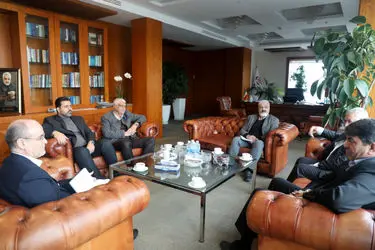 نشست راهبردی مدیریت جدید موسسه اعتباری ملل با استاندار و نماینده مجلس استان کرمان،با هدف توسعه فعالیت های اقتصادی