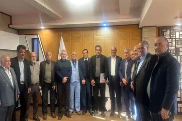 تاکید بر درمان رایگان بازنشستگان در جلسه با رئیس کمیسیون اجتماعی