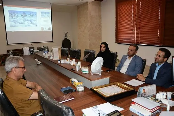 راهکارهای همکاری پارک علم و فناوری سلامت با منطقه ویژه اقتصادی شیراز بررسی شد