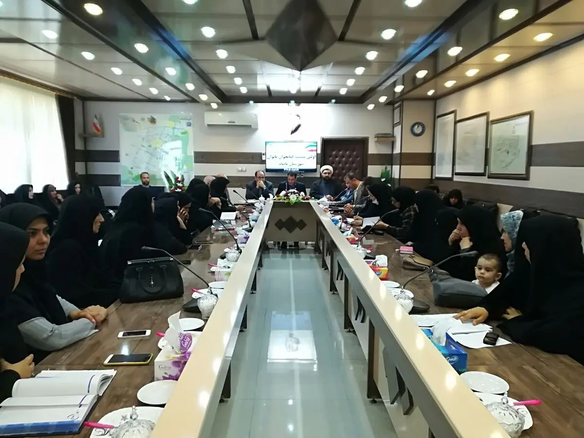  بانوان بیشترین از مردان مطالعه می‌کنند