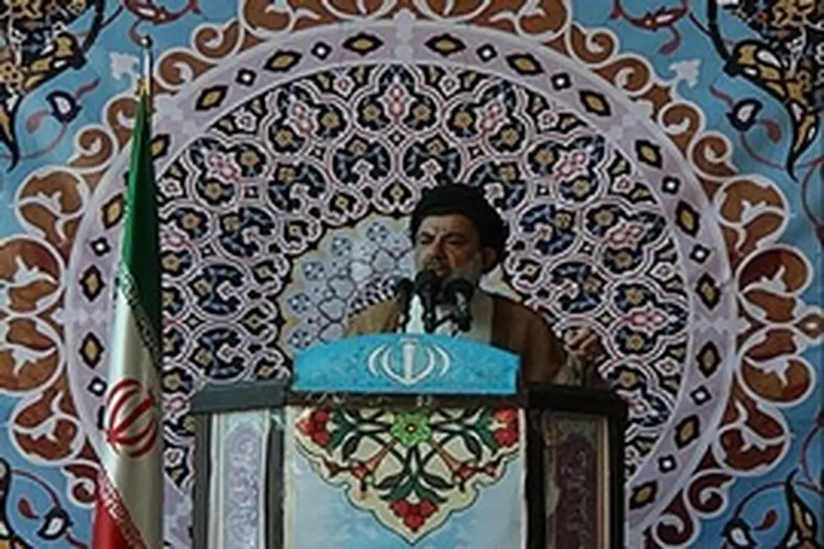 هر کاری که باعثتضعیف نظام شود منکر است