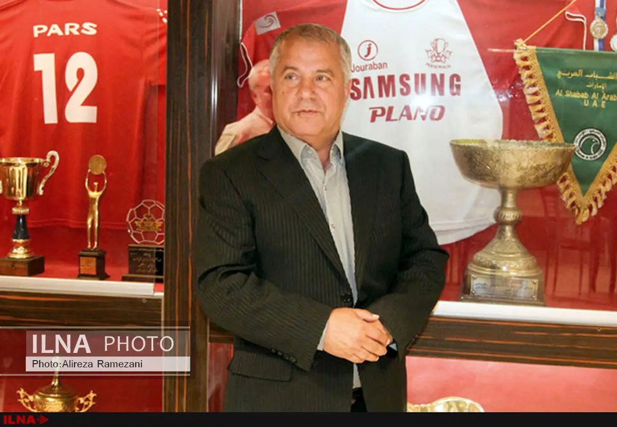 پروین: پرسپولیس برای قهرمانی همه چیز دارد