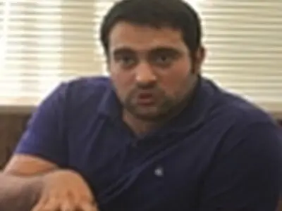 انتظار افراد دیگری را داشتم