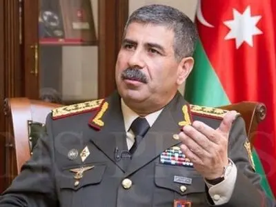 وزیر دفاع جمهوری آذربایجان وارد تهران شد