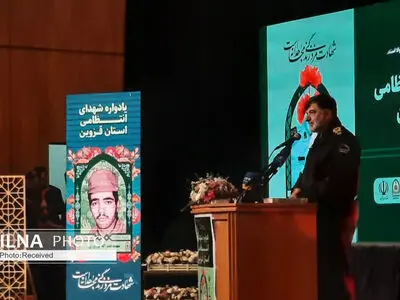 مردم ما در مسیر شهدا و امامت با صداقت قدم برمی‌دارند