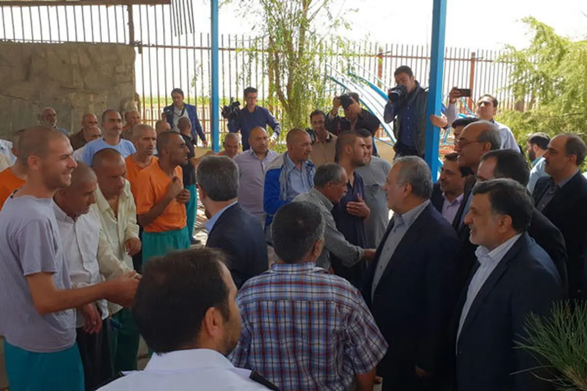 افتتاح مرکز توانبخشی مراقبتی معلولین در الوند/ بازدید از کارخانه سیمان آبیک