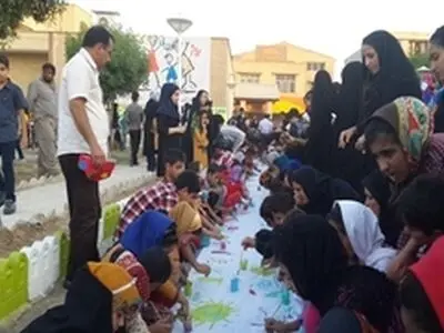 کودکان سرمایه‌های اصلی شهرستان هستند