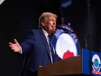 Trump warns of the outbreak of a world war before the US elections
