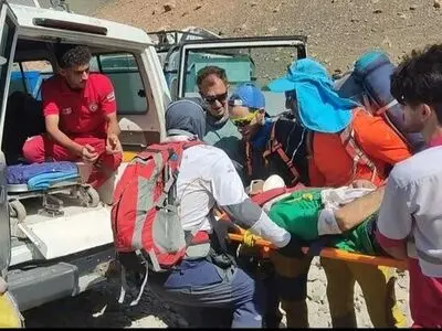 پاراگلایدر در حصارچال کلاردشت سقوط کرد