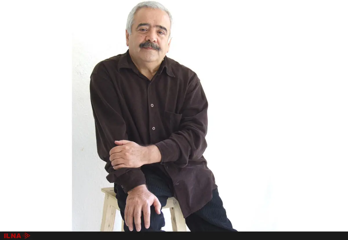 ۴۵ سال تصویرسازی قباد شیوا روی دیوار می‌رود