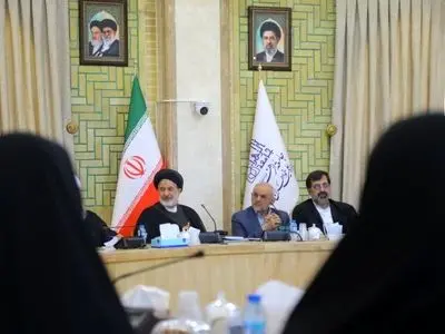 بازدید حاجی میرزایی از جامعةالزهرا (س) قم