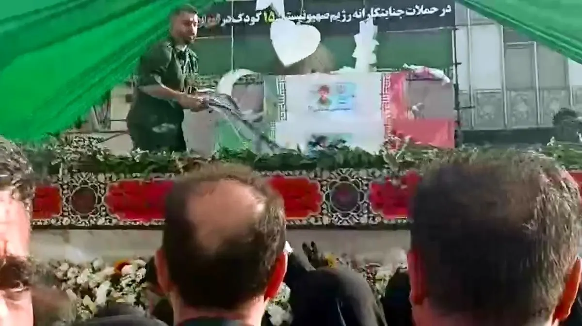ماشین حامل پیکر کودکانی که در حمله رژیم صهیونی به شهادت رسیده اند + فیلم