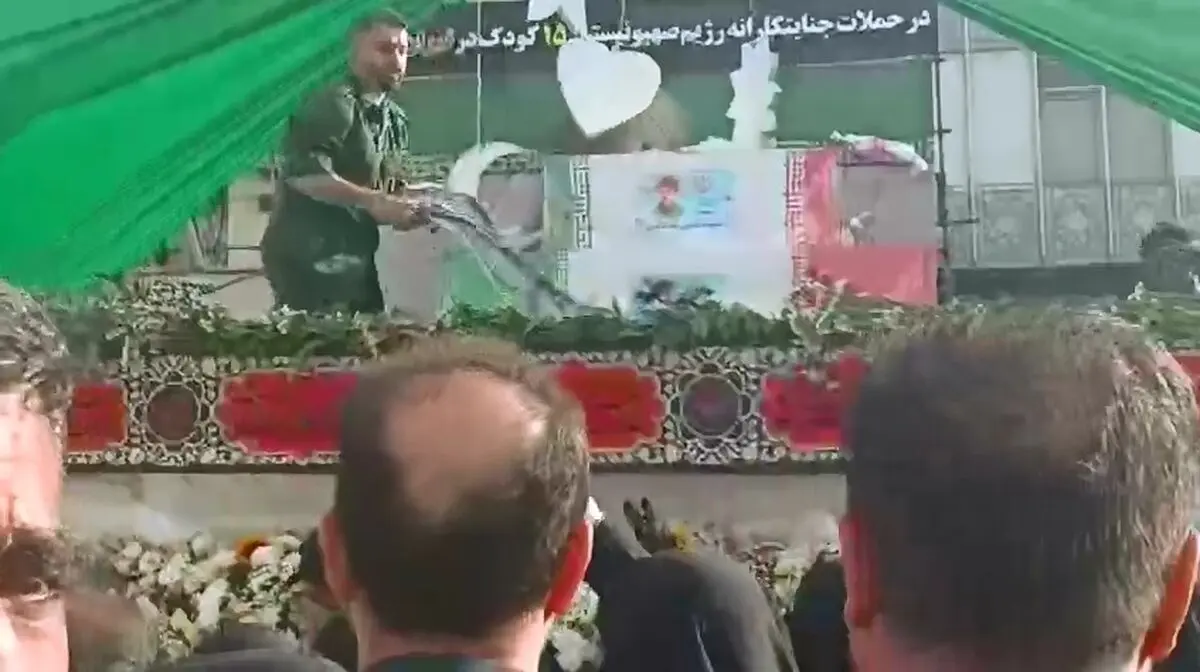 ماشین حامل پیکر کودکانی که در حمله رژیم صهیونی به شهادت رسیده اند + فیلم
