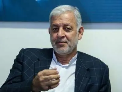 مهدوی: ظاهرا نمی‌خواهند من باشم و دست آنها را می‌بوسم