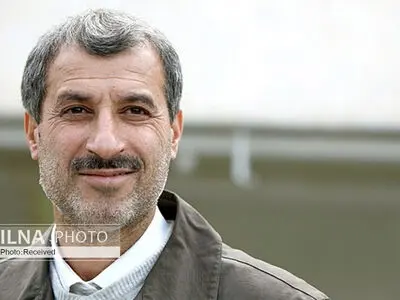 مایلی کهن: برای فکری غمگین شدم / شکست کریمی شکست فوتبال نیست / باید از عزیزی خادم حمایت شود / حاج صفی چون به آجورلو رای داد نباید با کریمی خوش‌و‌بش می‌کرد؟