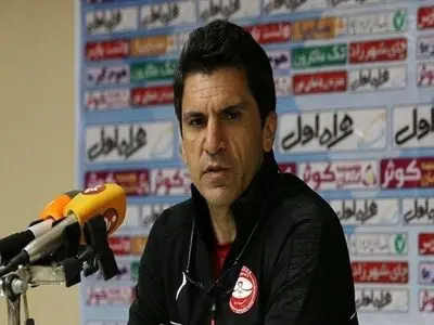 امامی فر: هوادار واقعی تا دقیقه نود صبر می کند