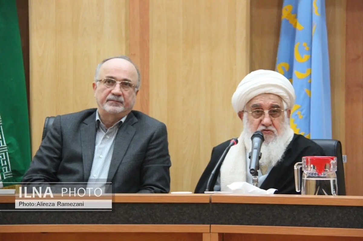 اجلاس استانی نماز و کاهش آسیب‌های اجتماعی در رشت