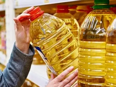 توزیع گسترده و رفع کمبود روغن خوراکی در استان مرکزی