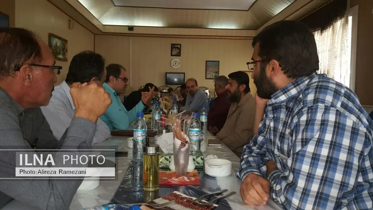 خبرنگاران شهرستان ماهشهر تقدیر شدند + عکس